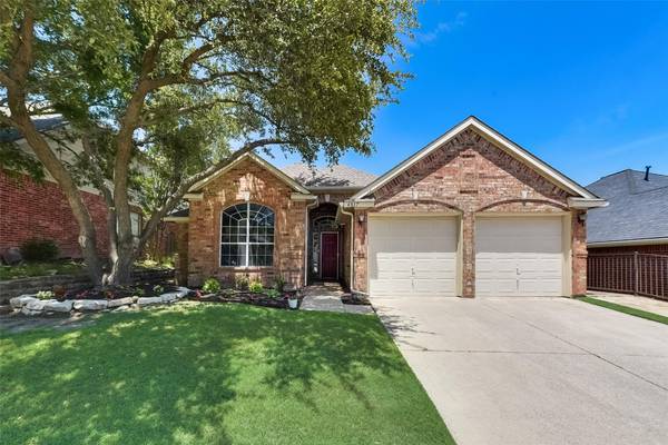 4817 Davy Crockett Trail, Fort Worth, TX 76137