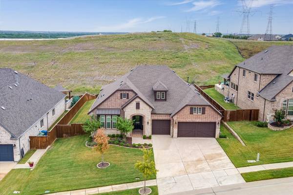 988 Fairway Ranch Parkway, Roanoke, TX 76262