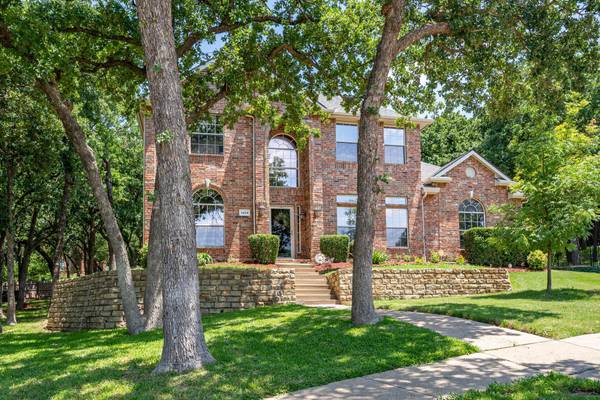 1424 Hummingbird Court, Crowley, TX 76036