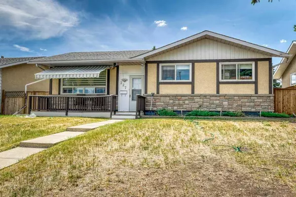 Calgary, AB T2A 2N4,227 52 ST NE