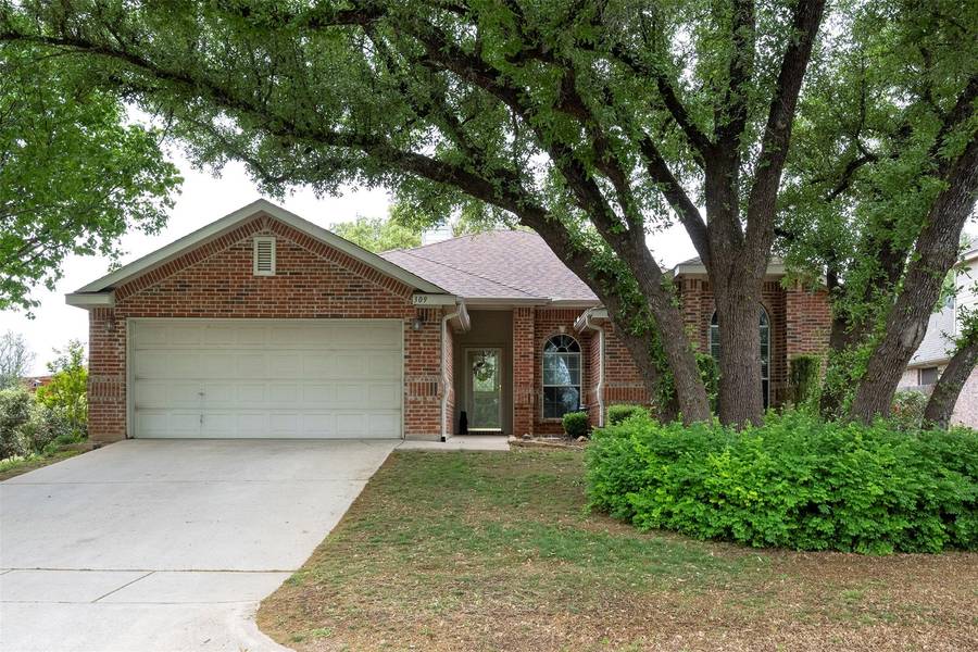 309 Waltzing Brook Court, Weatherford, TX 76085