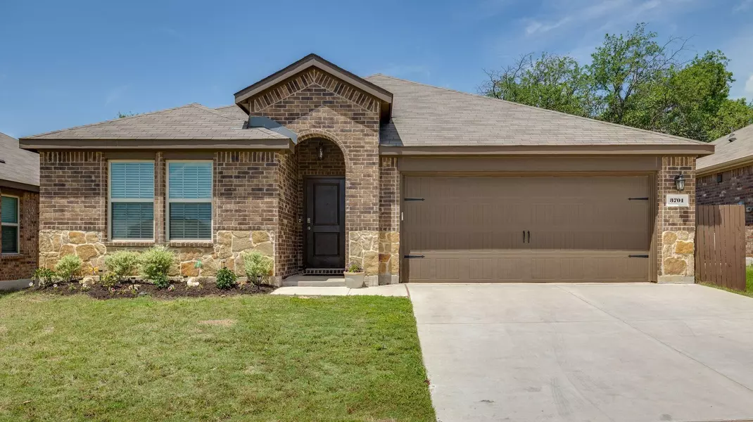 3701 Doris Drive, Denton, TX 76207