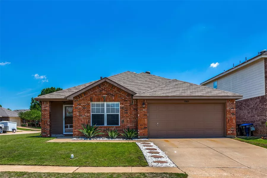 10809 Deer Trail, Fort Worth, TX 76140