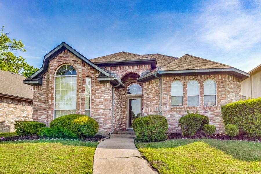 2516 Bent Brook Drive, Mesquite, TX 75181