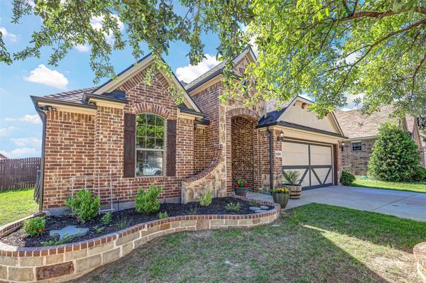 12400 Dogwood Springs Drive, Fort Worth, TX 76244