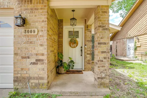 Bedford, TX 76021,3009 Carolyn Court