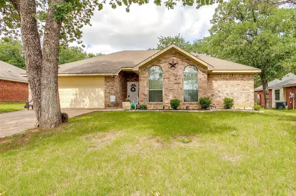 Azle, TX 76020,745 Oak Park Drive