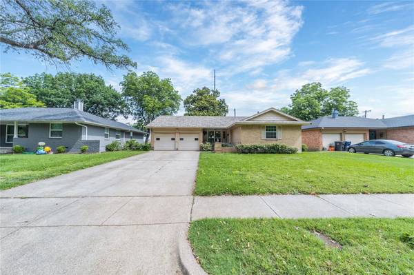 2409 Cardinal Lane, Garland, TX 75042