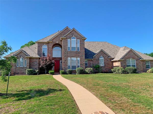 908 Shady Vale Drive, Kennedale, TX 76060