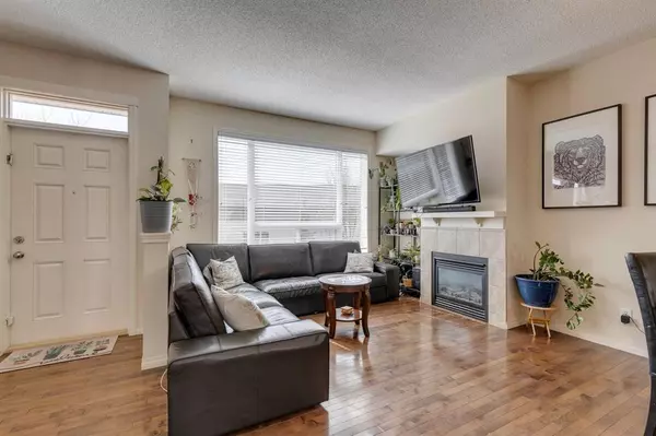 Calgary, AB T3R 0G6,179 Kincora Heath NW