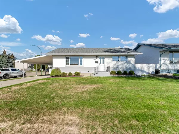 Medicine Hat, AB T1A 6Y5,1283 McKenzie CRES NW