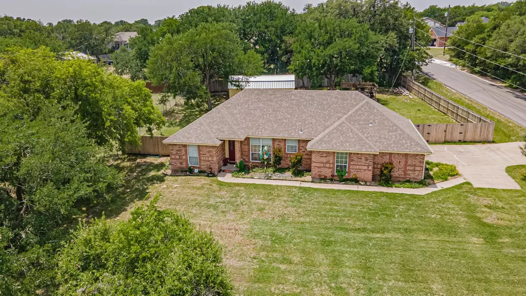 4100 Seminole Trail, Granbury, TX 76048