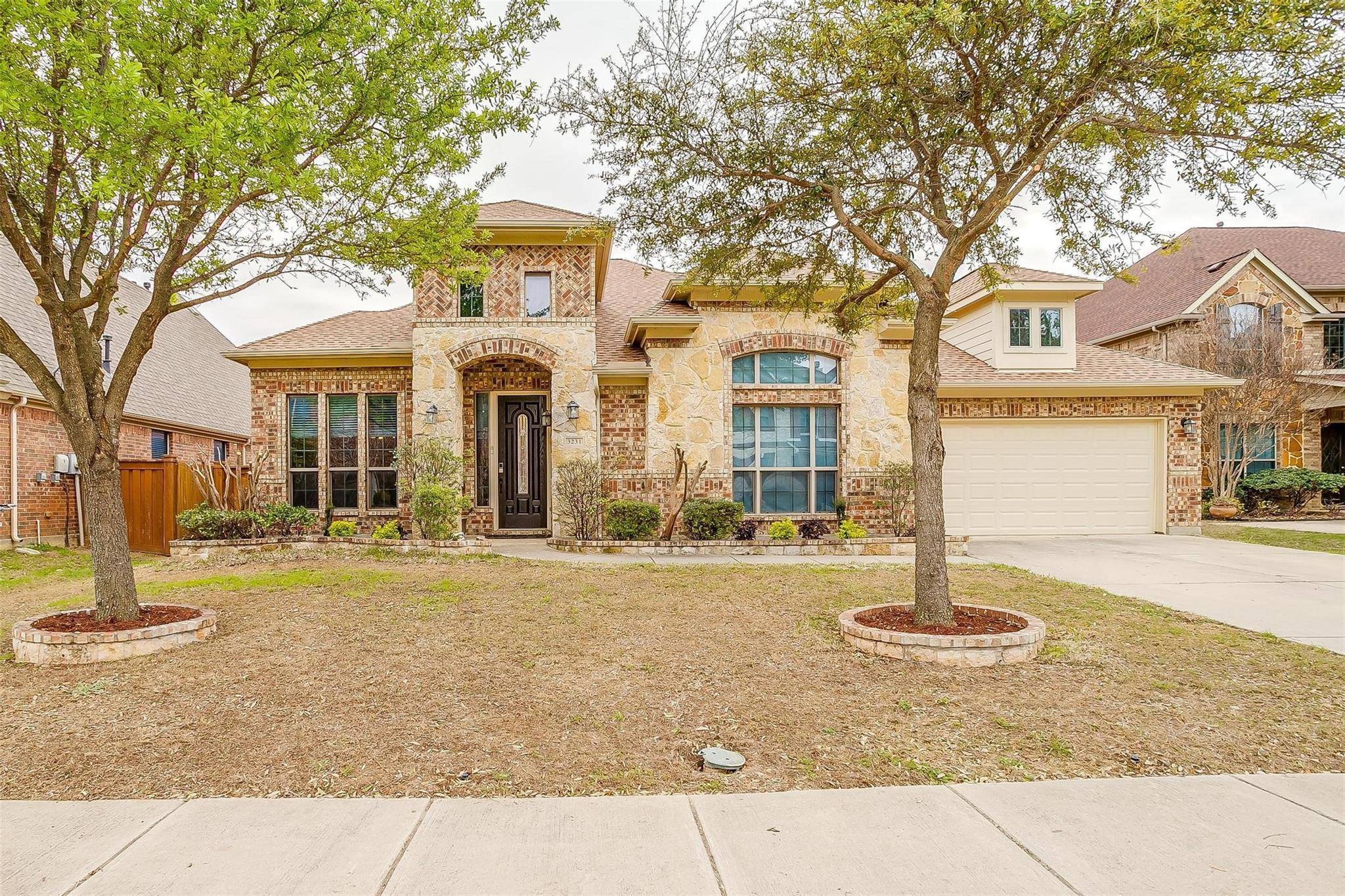 3231 Pamplona Road, Grand Prairie, TX 75054