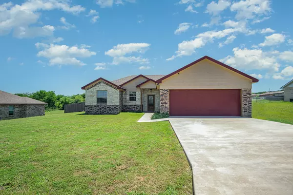 Granbury, TX 76048,1313 W Chippewa Trail