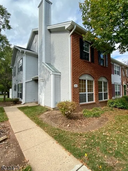 49 COLUMBUS DR, Franklin Twp., NJ 08823