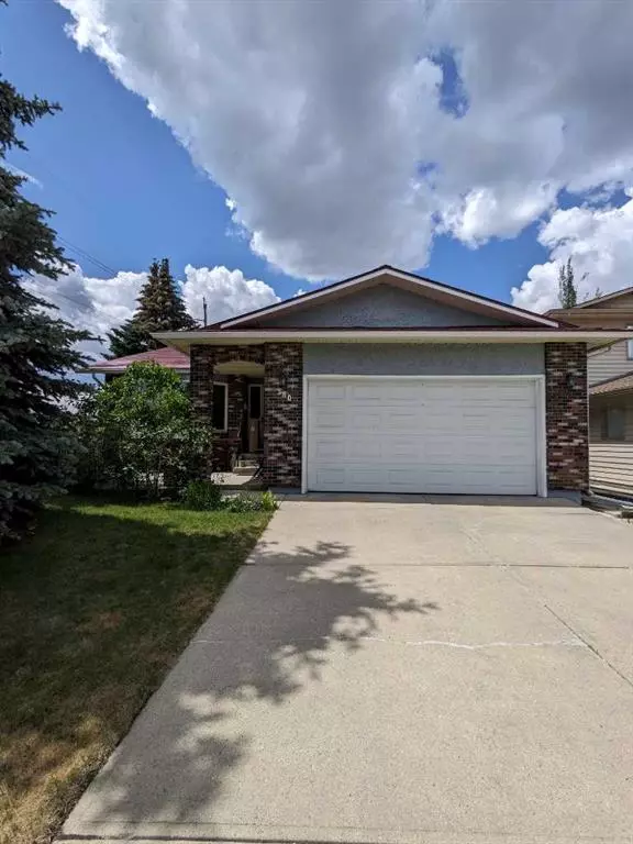 Calgary, AB T2X 2W3,380 Sun Valley DR SE