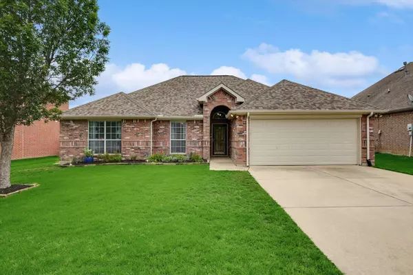 920 Robbins Way, Saginaw, TX 76179