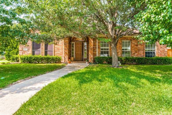 6823 Crestland Avenue, Dallas, TX 75252