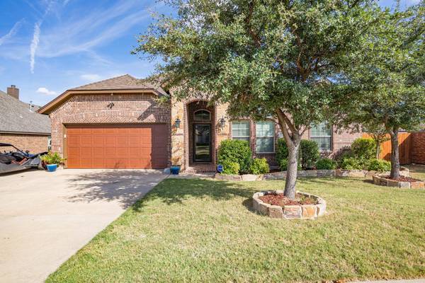 8900 Stone Top Drive, Fort Worth, TX 76179