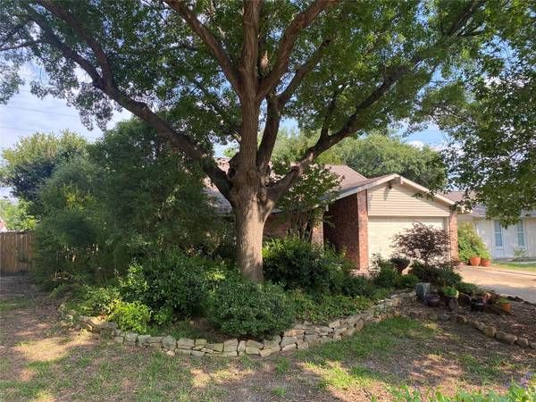 718 Via Del Rey, Mesquite, TX 75150