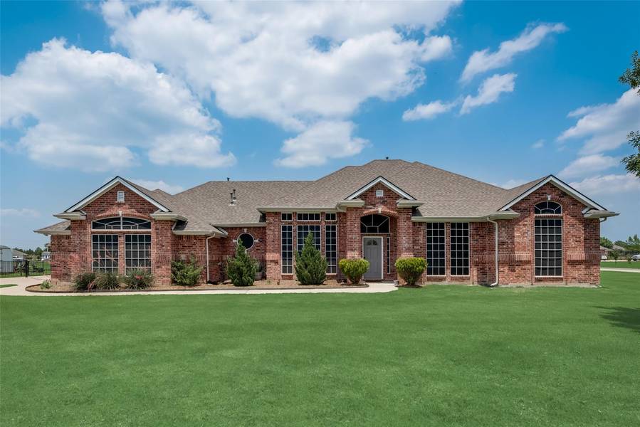 450 Meadow View Drive, Lavon, TX 75166