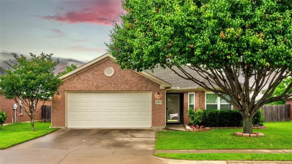 8449 Trinity Vista Trail, Fort Worth, TX 76053