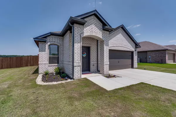 229 Pearl Street,  Cleburne,  TX 76031