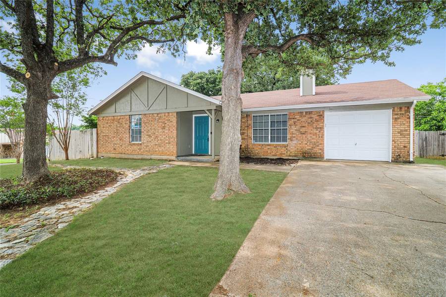 5920 Twin Willows Drive, Arlington, TX 76017