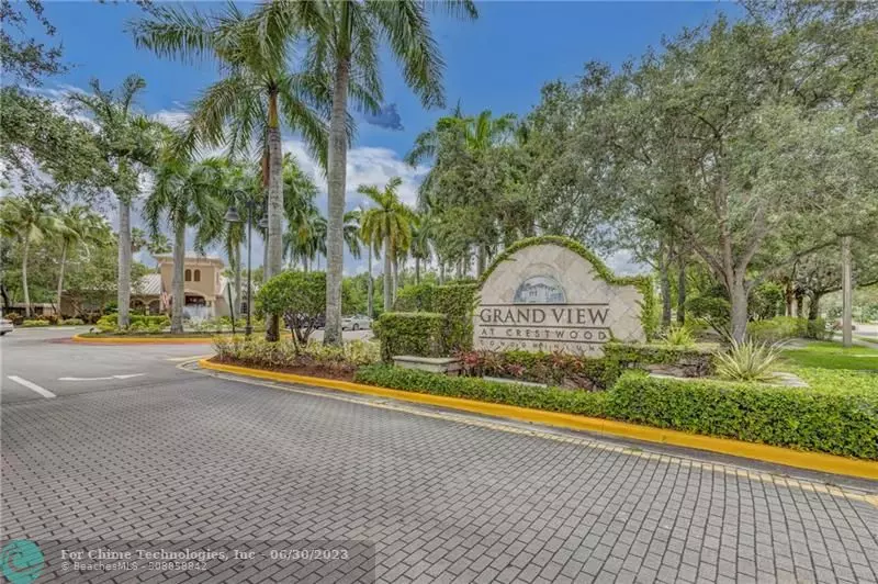 800 Crestwood Ct  #820, Royal Palm Beach, FL 33411