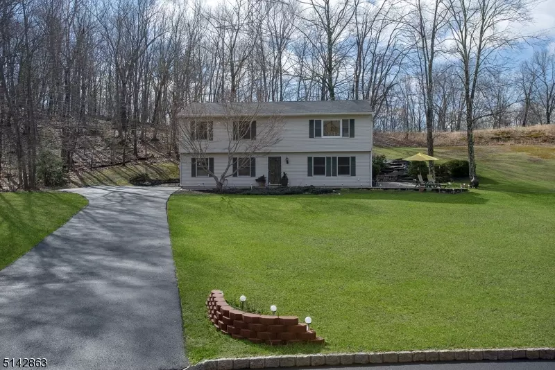 Andover Twp., NJ 07860,13 Brook Valley Way