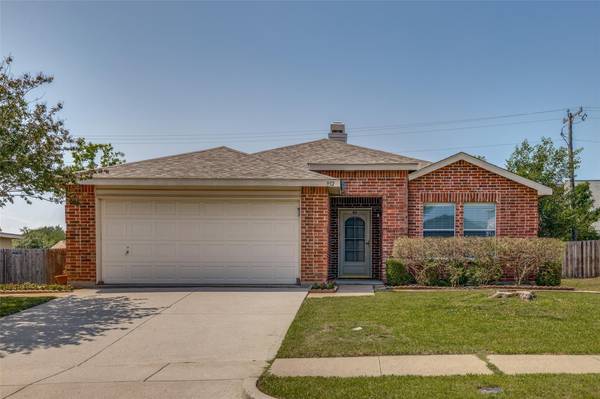 932 White Dove Drive, Arlington, TX 76017