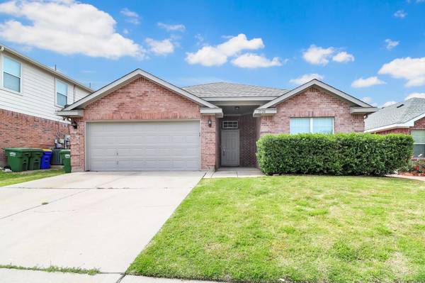 5528 Ridge View Drive, Watauga, TX 76137