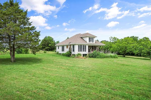 3841 NE County Road 1040, Corsicana, TX 75109