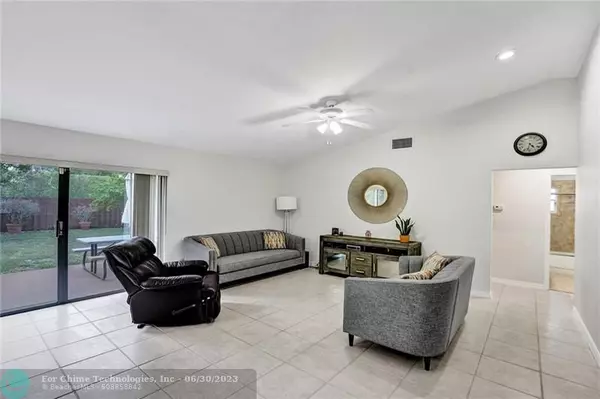 Boca Raton, FL 33434,9689 Lancaster Place