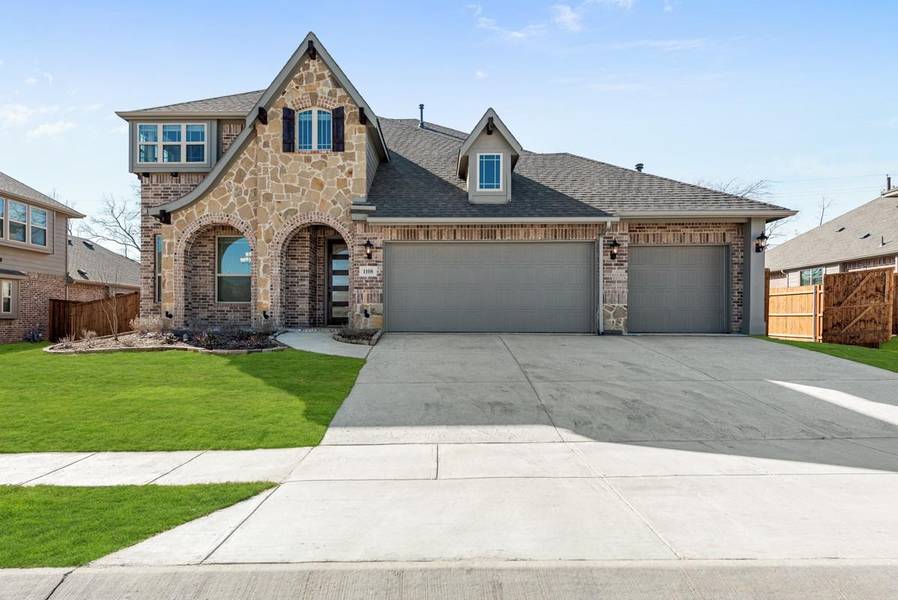 1108 Wrenwood Drive, Justin, TX 76247