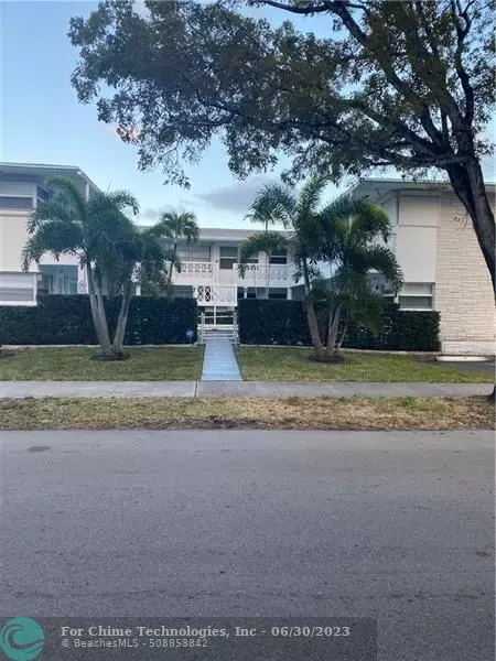 Hollywood, FL 33020,1005 S 17th Ave  #8