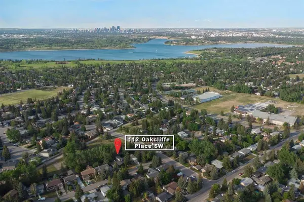 Calgary, AB T2V 0J8,112 Oakcliffe PL SW