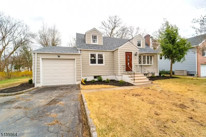 36 Evelyn Rd, Roseland Boro, NJ 07068