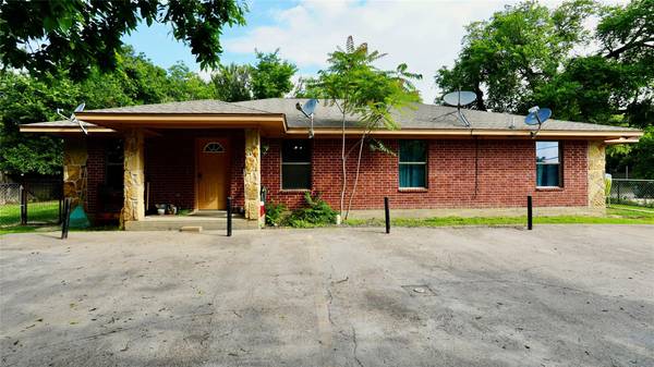 490 S Graham Street, Stephenville, TX 76401