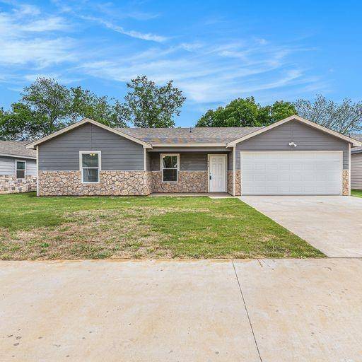 408 Whitney Court, Rio Vista, TX 76093