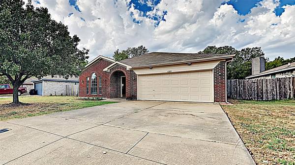 6359 Riverwater Trail, Fort Worth, TX 76179