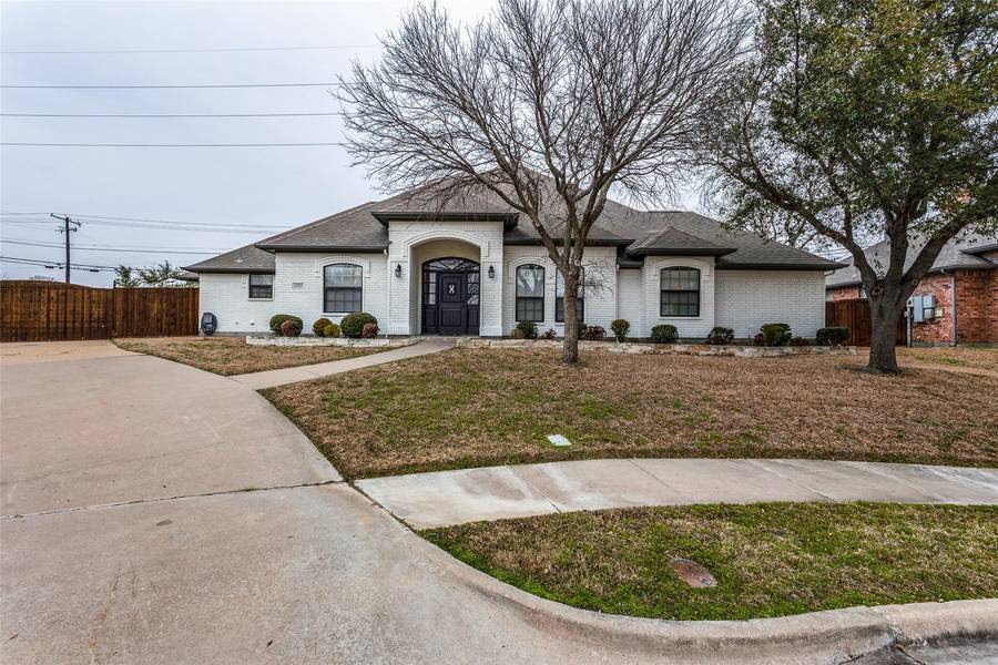 1705 Saint James Place, Garland, TX 75043