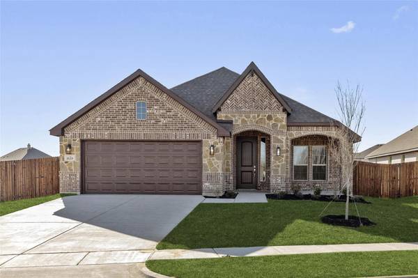 1129 Deer Ridge Drive, Crowley, TX 76036