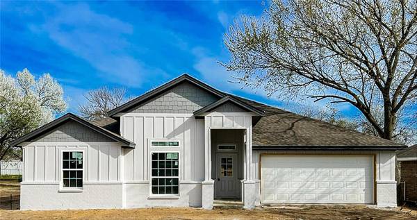 212 3rd Street, Justin, TX 76247