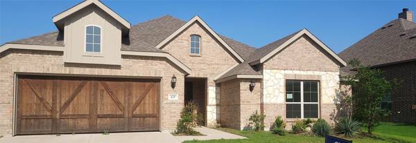 429 Whispering Willow Drive, Midlothian, TX 76065