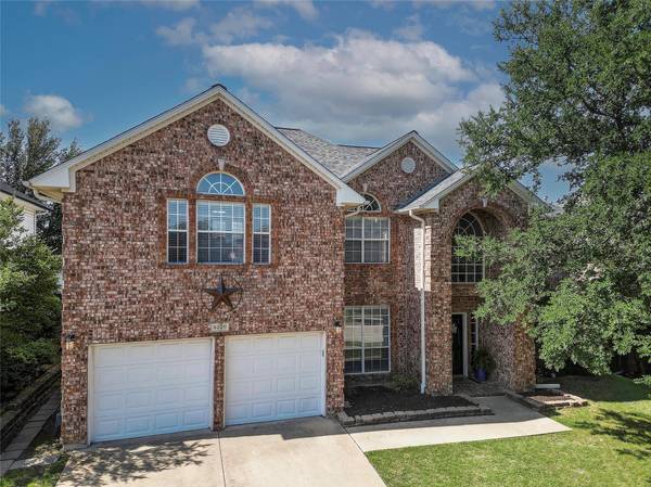 5220 Saint Croix Lane, Fort Worth, TX 76137