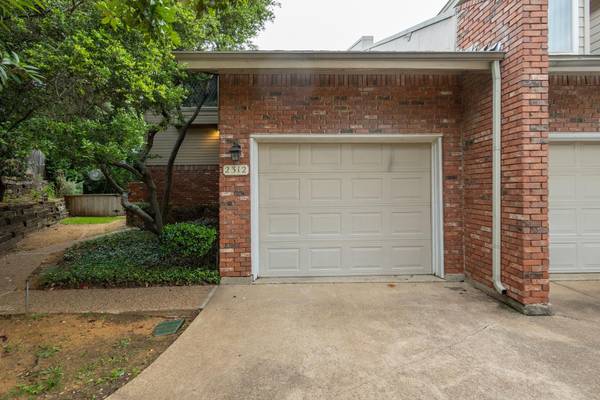 2312 Perkins Road,  Arlington,  TX 76016