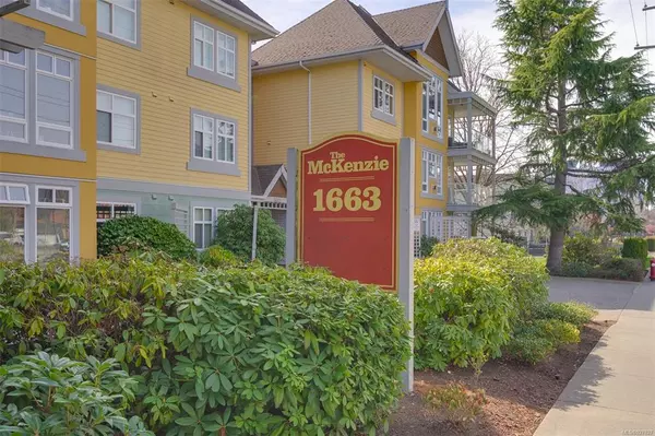 Saanich, BC V8N 1A6,1663 McKenzie Ave #102