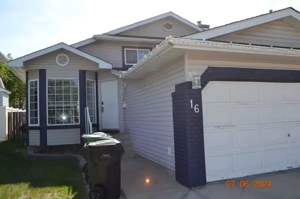 Calgary, AB T3G 3Z4,16 HAWKMOUNT Close NW