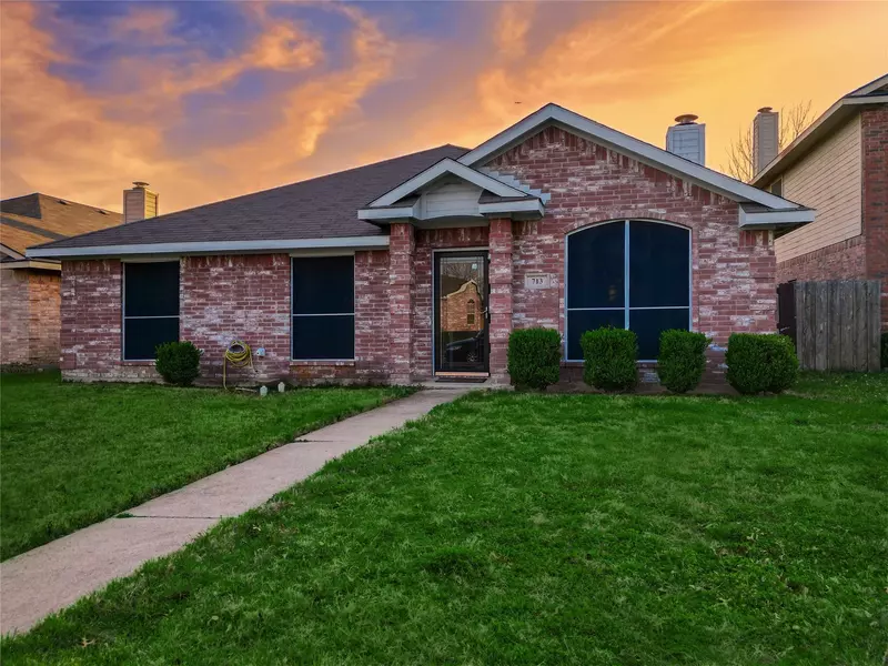 713 Catalina Drive, Lancaster, TX 75146